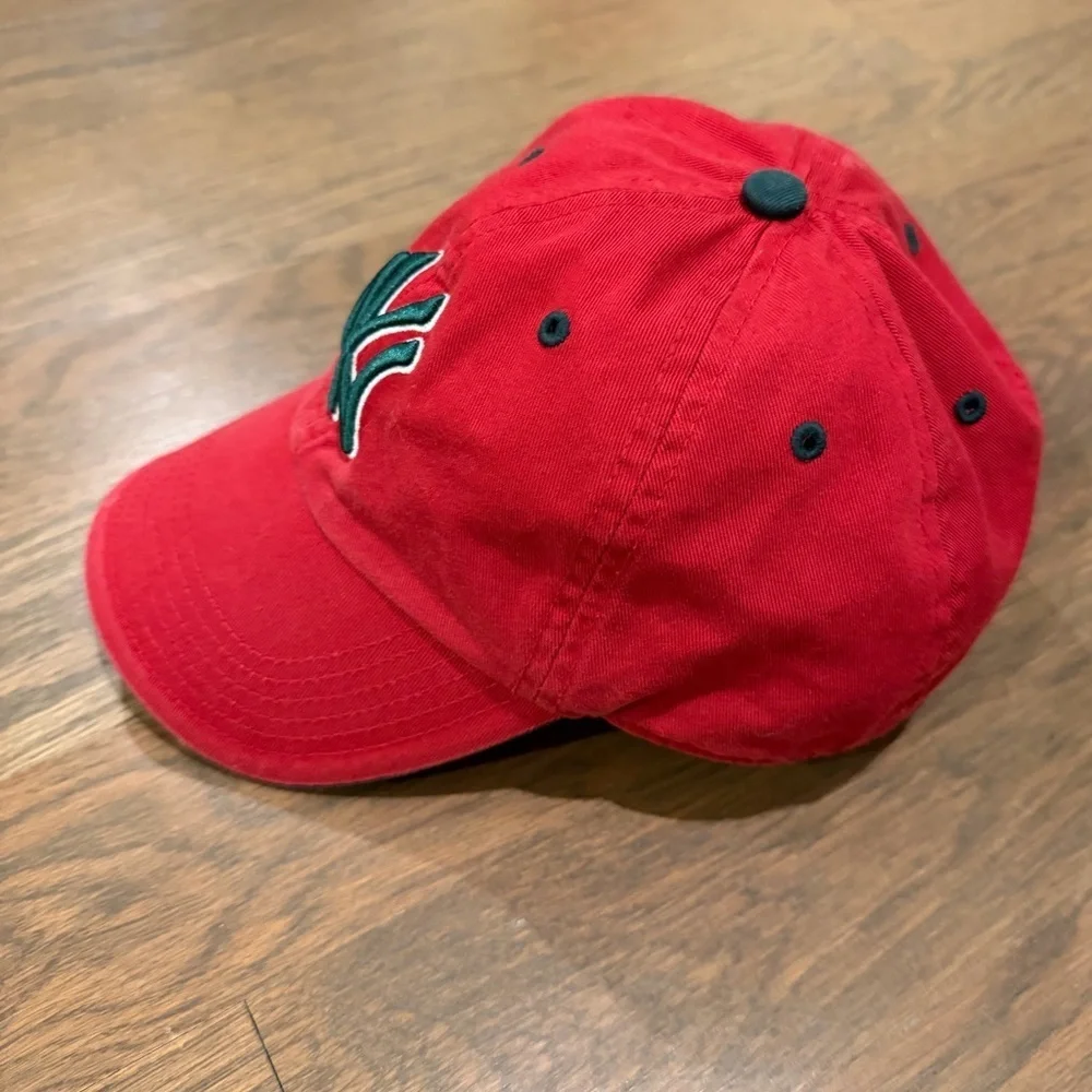 VINTAGE TWINS ENTERPRISE NEW YORK YANKEES SANTA CHRISTMAS STRAP BACK HAT size S